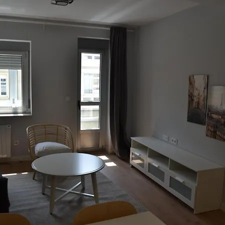 Inmoinsuas Yoana Apartment Sarria